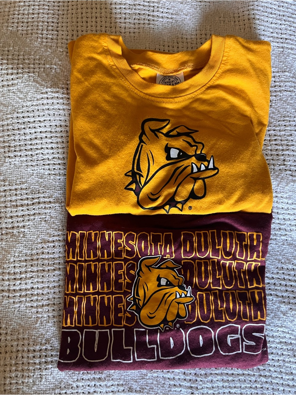 Rivalry Threads Gold & Maroon Minnesota Duluth Bulldogs Graphic Tee